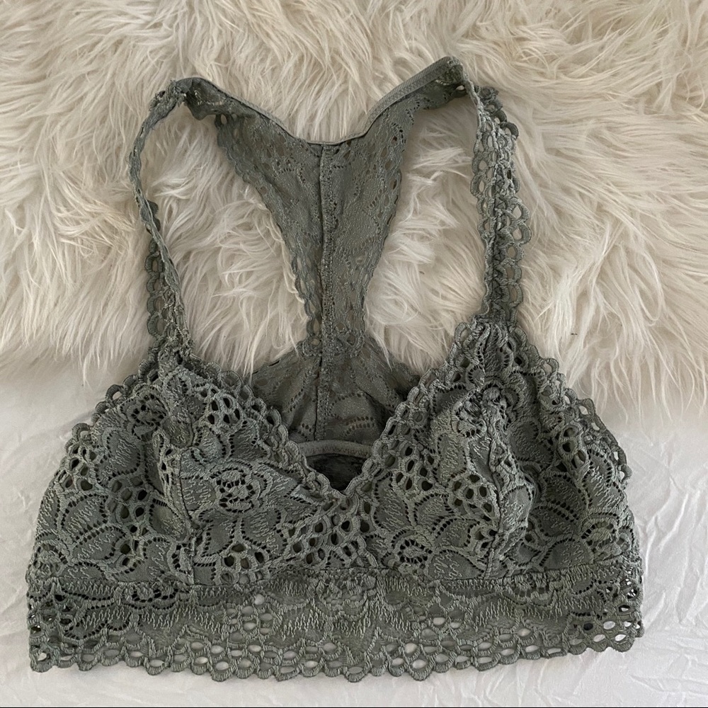 aerie razor back lace brallette